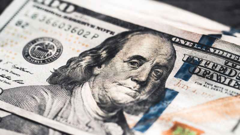 Yıl sonu dolar kuru beklentisi yükseldi