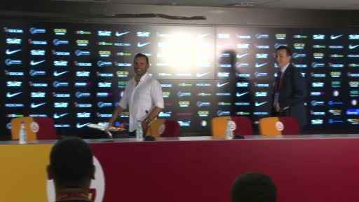 Okan Buruk: "Olabilecek en iyi kadroyu kuracağız"