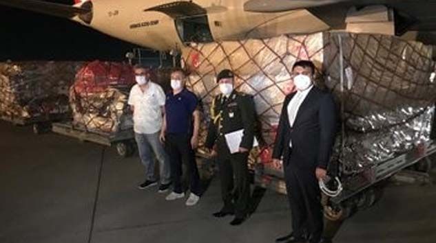 Türkiye’den tıbbi malzeme götüren yardım uçağı Özbekistan’da