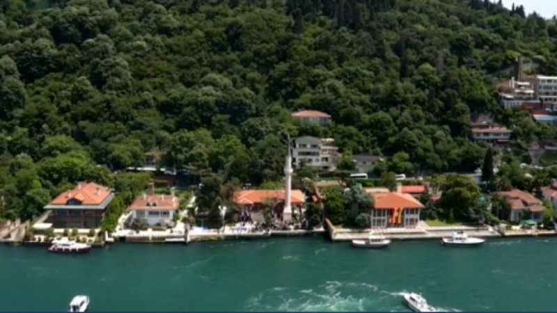 Vaniköy Camii ibadete açıldı