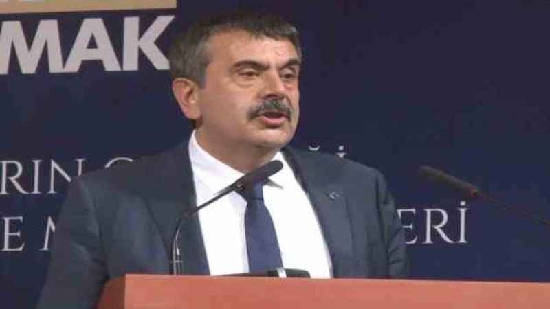 Bakan Tekin: "Üniversiteler Bakanlığın politikalarını izlemeli"
