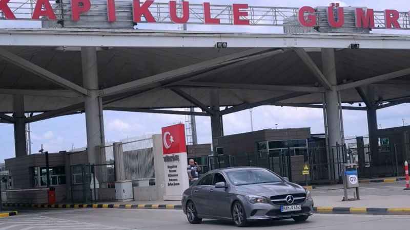 Gümrük kapılarından toplam 1 milyon 126 bin 761 yolcu geçti