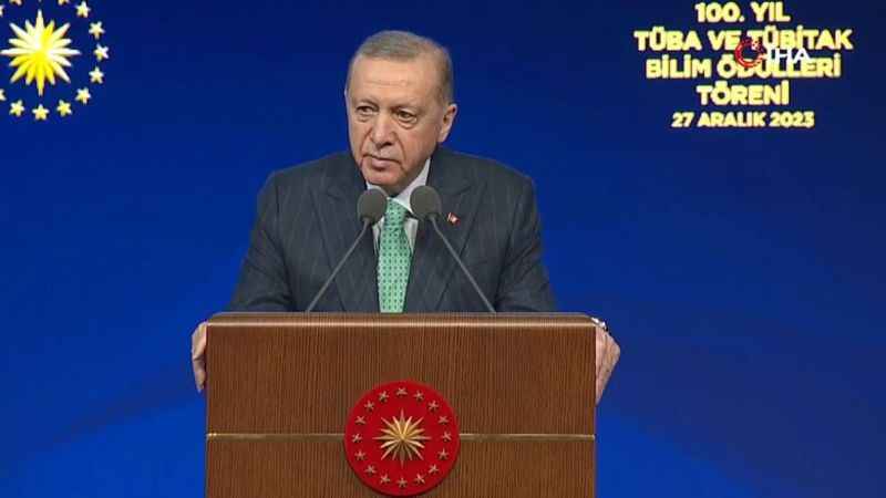 Cumhurbaşkanı Erdoğan: "Hitler'den geri kalır yanı var mı?"