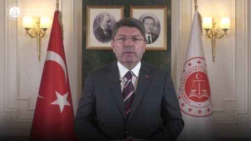 Bakan Tunç'tan Anayasa açıklaması !