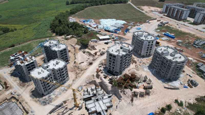 Deprem konutlarında örnek daire tamamlandı