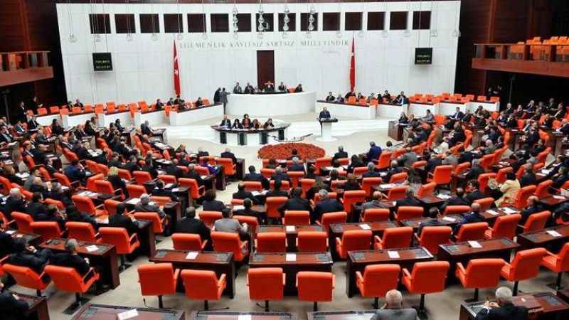 AK Parti’de milletvekili adayları için üst komisyon süreci başladı