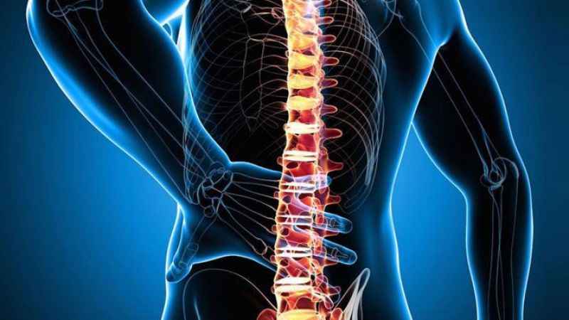 Skolyoz hastalarındaki kronik ağrı uyku kalitesini düşürüyor