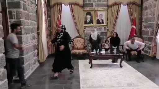 Bakan Yerlikaya: “Evlat nöbetleriyle bugüne kadar 45 terör örgütü mensubu ikna edilerek teslim oldu”