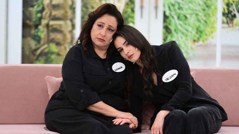 Aldatmak dizisinde Yeşim, Tarık'ı rezil etmek için televizyona çıktı