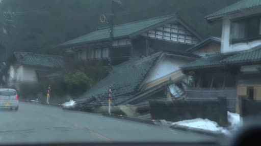 Japonya'da can kaybı artıyor: 82 ölü