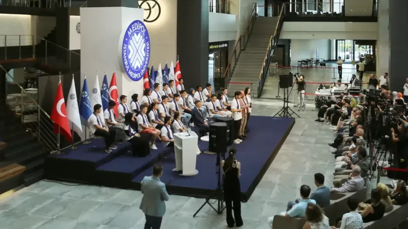 YKS şampiyonları 9.kez Medipol’ü tercih etti YKS şampiyonları 9.kez Medipol’ü tercih etti