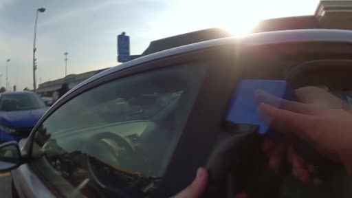 ABD polisi, araçtan inmeyen siyahi kadını ateş ederek öldürdü