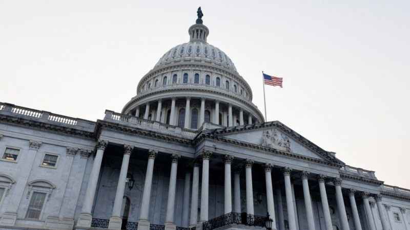 ABD Kongresinde silahlı saldırgan alarmı