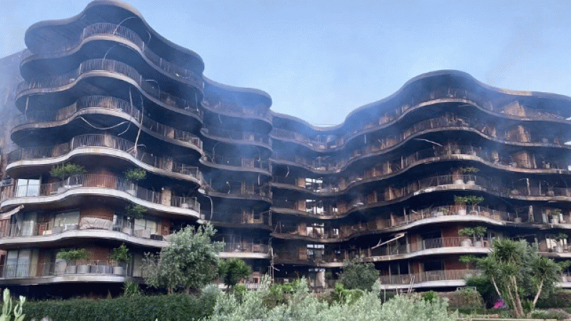 Yangınının bıraktığı hasar gün aydınlanınca ortaya çıktı