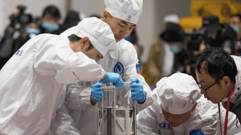 Çinli araştırmacılar, Ay’ın toprağından cam üretmeye hazırlanıyor