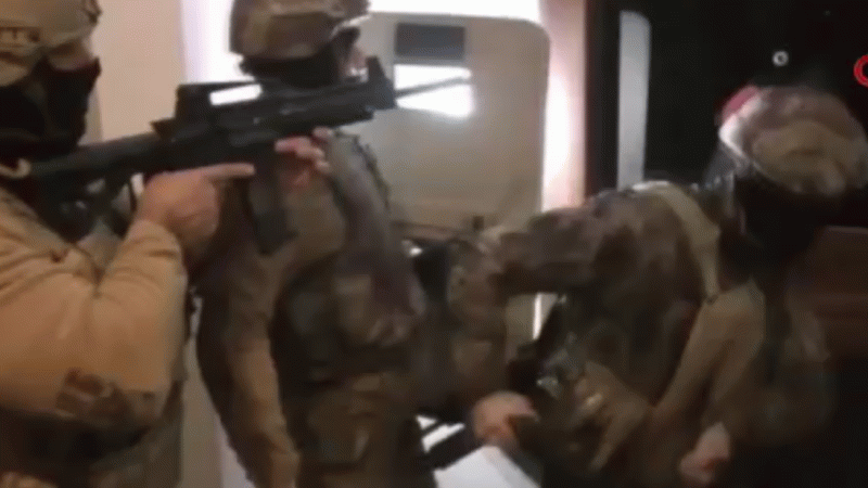 'Kahramanlar-45' operasyonlarında 36 şüpheli yakalandı