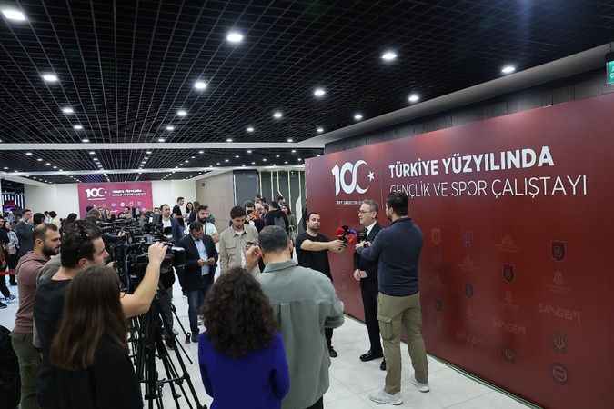 Başakşehir’de Türkiye Yüzyılı’nda Gençlik ve Spor Çalıştayı yapıldı