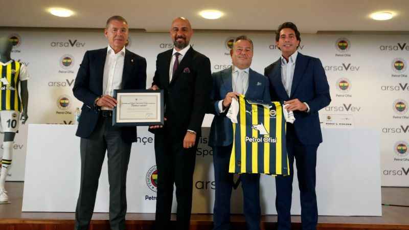 Fenerbahçe Spor Kulübü ile arsaVev arasında sponsorluk anlaşması imzalandı 