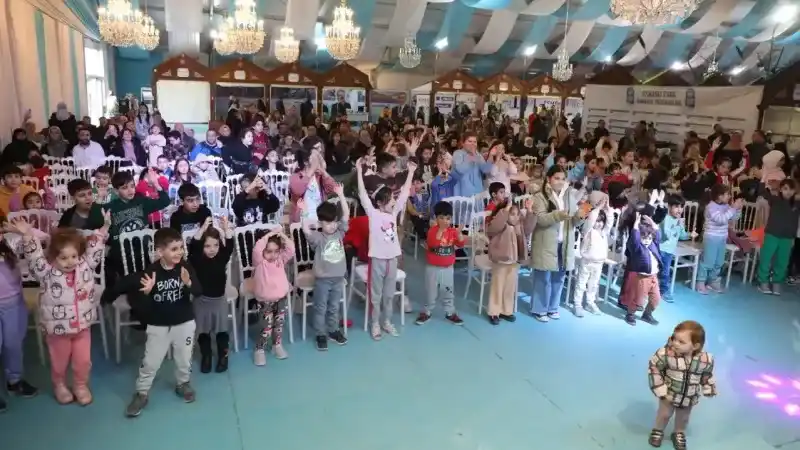 Eyüpsultan’da çocukların Ramazan coşkusu