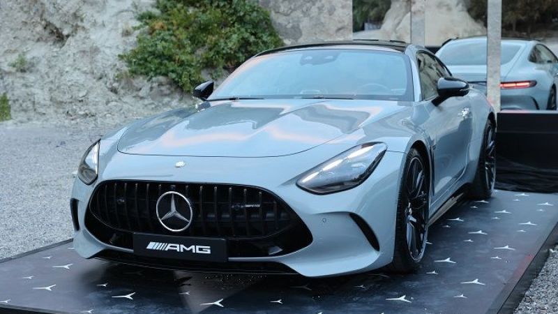 Yeni Mercedes-AMG GT 63 4MATIC+ ile göz alıcı sportiflik
