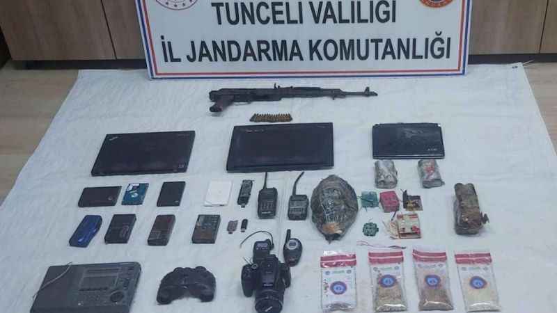 Tunceli’de 4 sığınakta çok sayıda mühimmat ele geçirildi