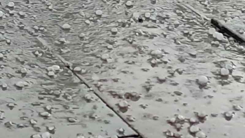 Ardahan’da misket büyüklüğünde dolu yağdı