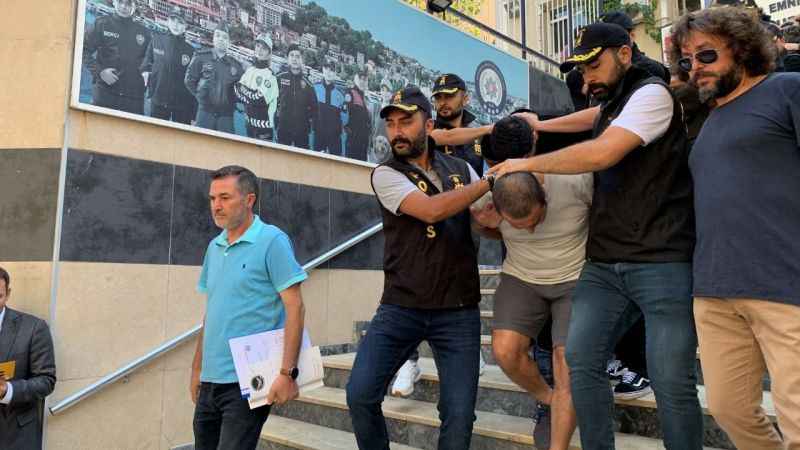 Esenyurt’taki tekel bayi cinayetinin zanlıları adliyeye sevk edildi