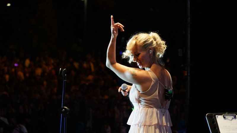 Niran Ünsal, Düzceliler ile buluştu