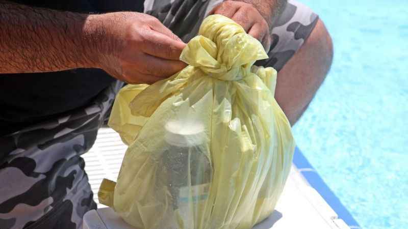 Antalya'da havuzlar denetlenip numune alınıyor