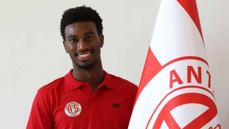 Antalyasporlu Haji Wright, rekor bir bedelle Coventry City'de