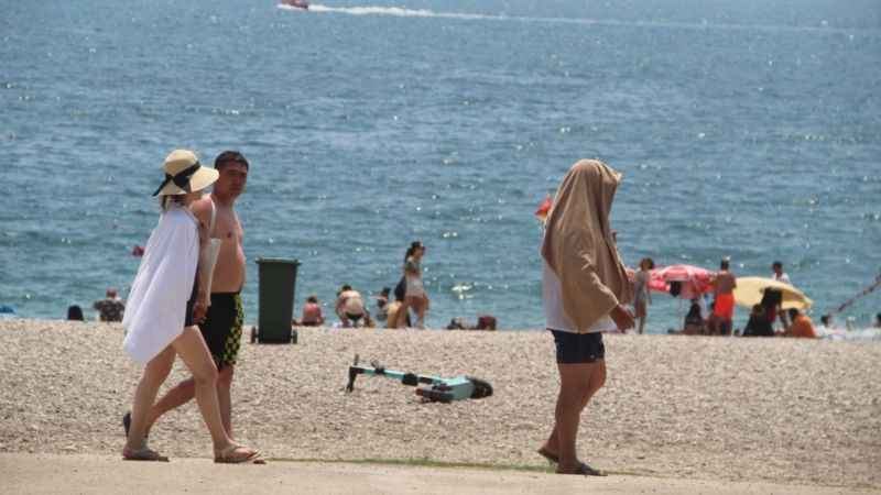 Eyyamıbahur Antalyalıları da bunalttı