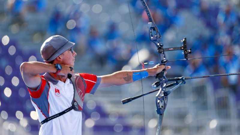 Bakan Aşkın Osman Bak'tan Mete Gazoz için tebrik mesajı