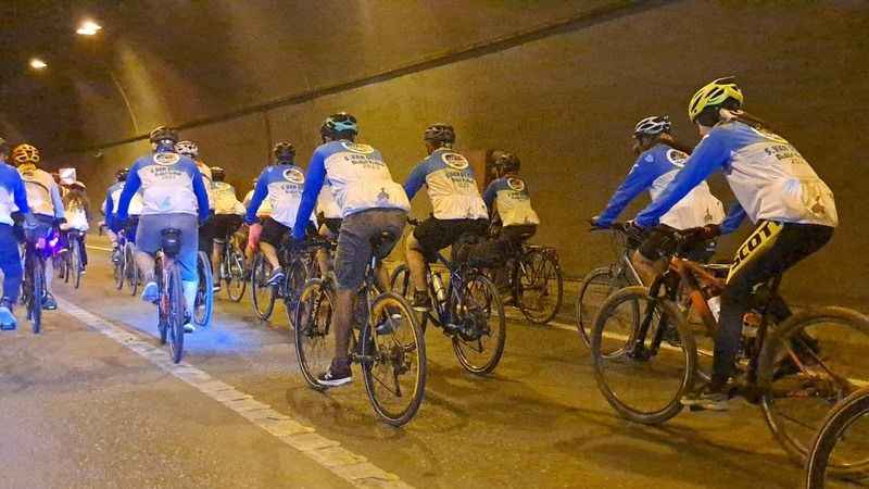  Engelli bisikletçiler festivale renk kattı