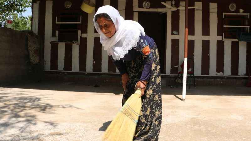 Sur olaylarından kaçtı, 4 yıldır tır dorsesinde yaşıyor