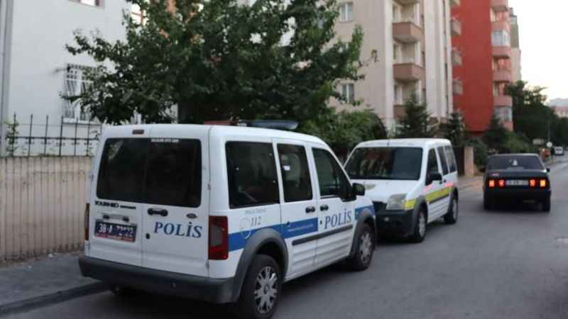 80 yaşındaki kadın evinde ölü bulundu