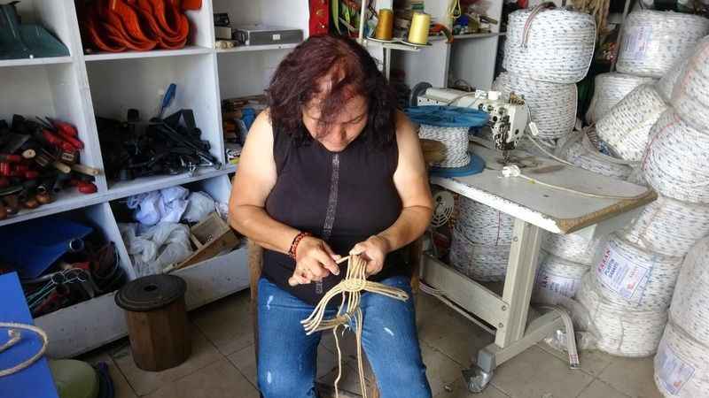 Kocasından öğrendiği meslekle 6 ülkeye ihracat yapıyor