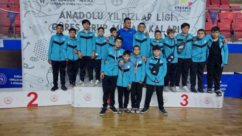 Karamanlı güreşçiler Türkiye finallerinde