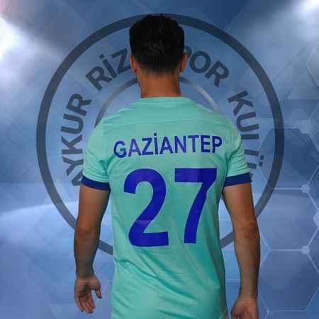 Çaykur Rizespor yeni sezon formalarını tanıttı