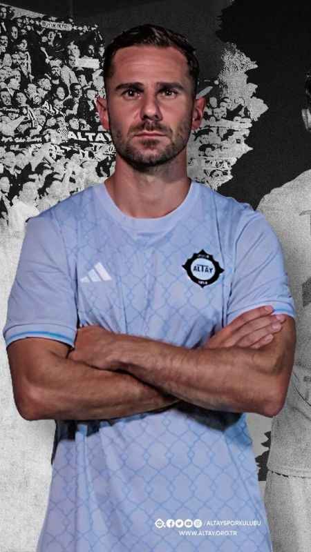 Altay, yeni sezon formalarını tanıttı