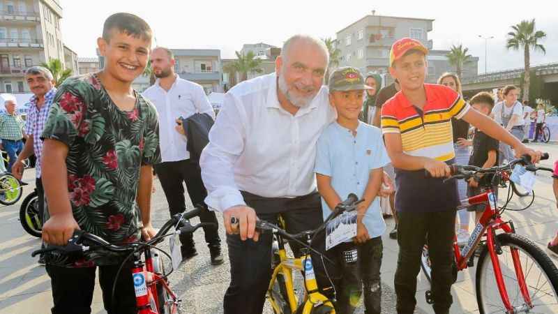 Haydi Çocuklar Güle Oynaya Camiye Projesi