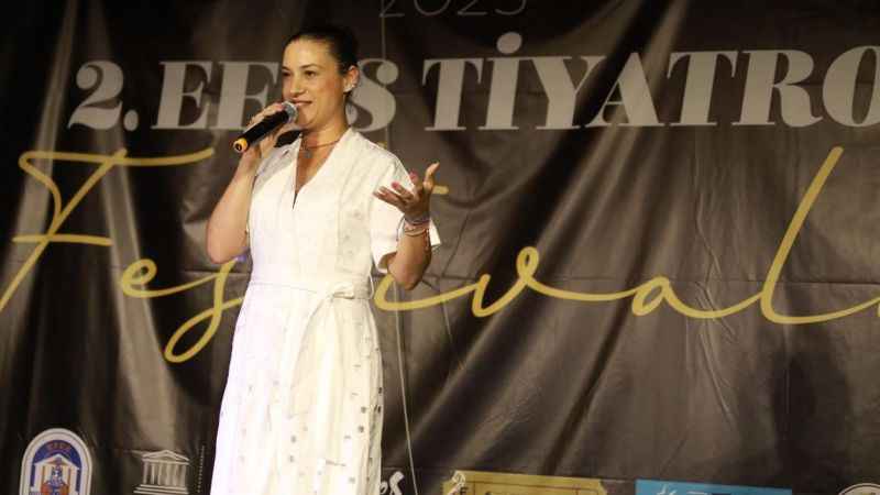 Efes Tiyatro Festivali başladı