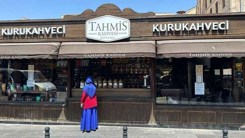 Asırlık Tahmis kahvesi depreme meydan okudu