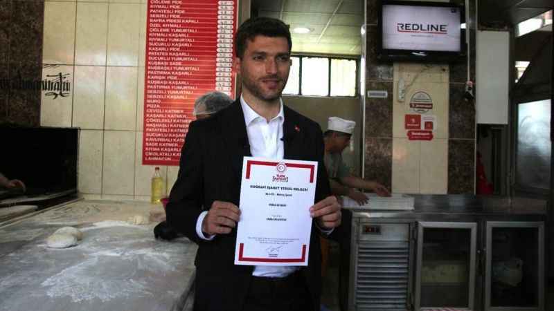 Erbaa katmerine coğrafi işaret tescil belgesi verildi