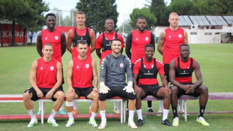 Samsunspor’un 10 yeni transferi görücüye çıktı
