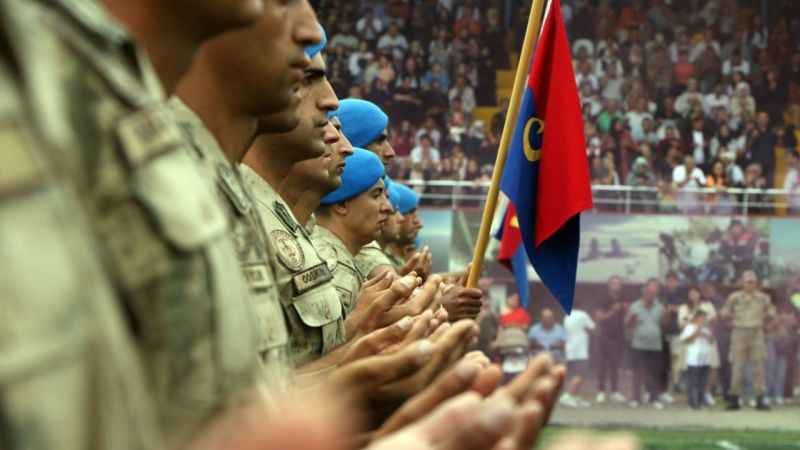 Bin 582 komando dualarla mezun oldu