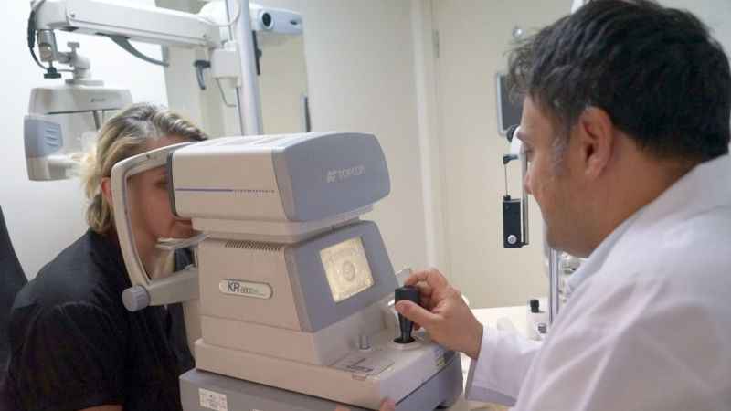 Havuzda serinlemek isterken gözlerinizden olmayın