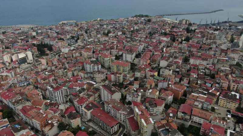 Emlakçılardan ev sahiplerine üniversite öğrencileri için 'merhamet' çağrısı