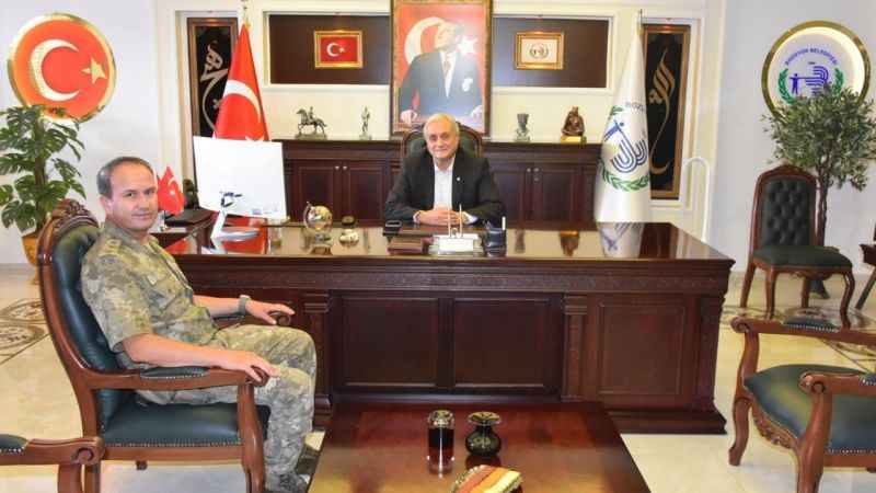 Bakkalcıoğlu, Garnizon Komutanı Yılmaz ve Kaymakam Altay ile bir araya geldi