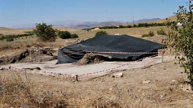 Tarlada heyecanlandıran keşif: Kazı çalışmaları başladı