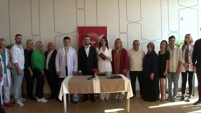 Damat taburcu olamadı, nikah hastanede kıyıldı